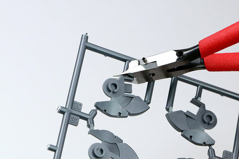 GodHand Blade One Nipper GH-PN-120 in use for hobby model projects.