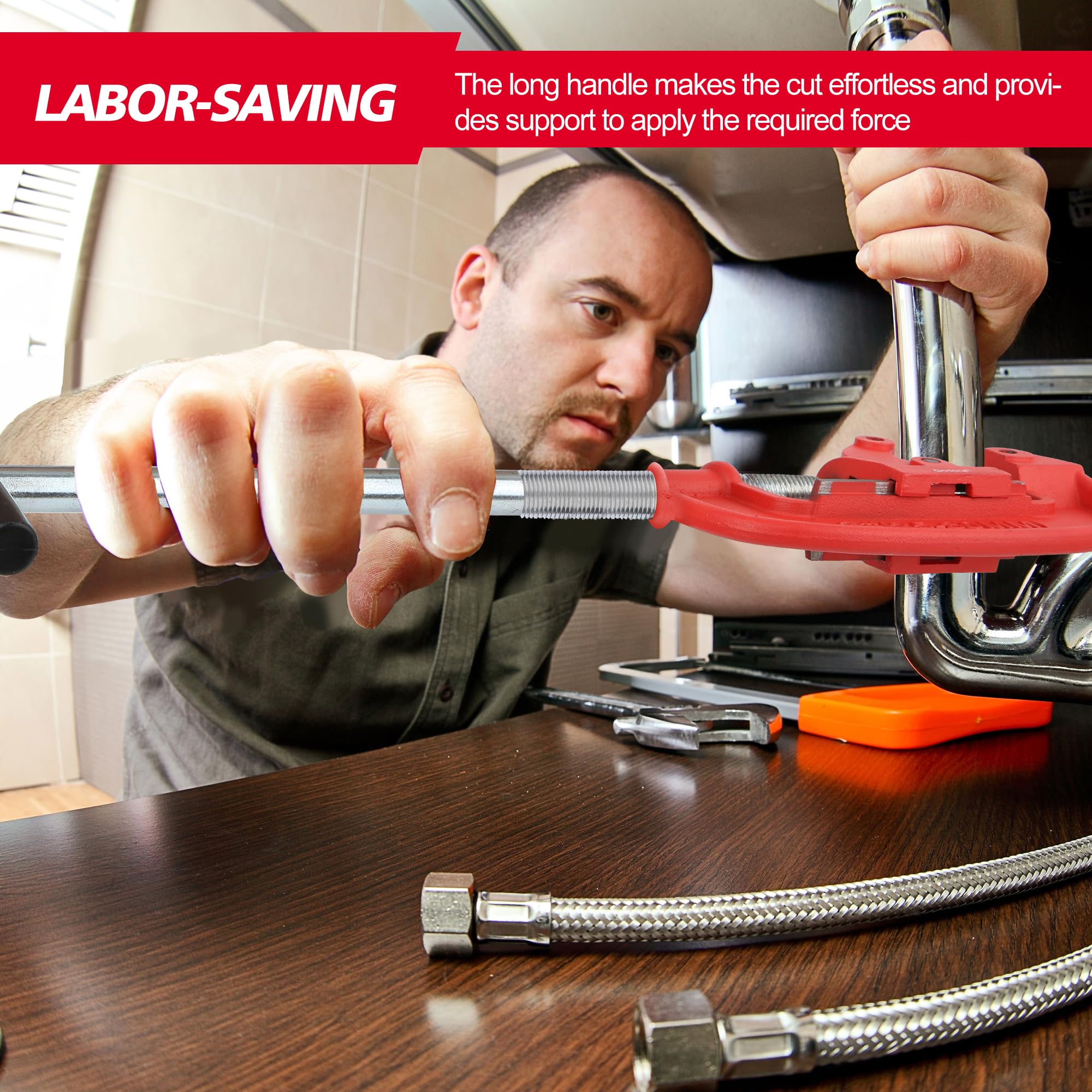 Godora pipe cutter ergonomic long-handle design reduces fatigue.