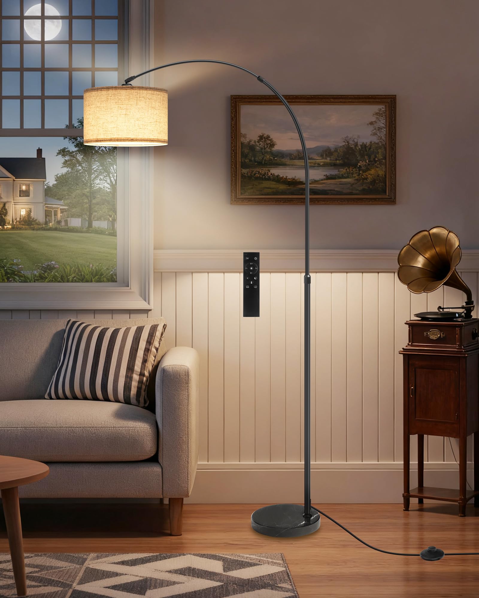 GOEBLESON arc lamp complements modern living rooms with style