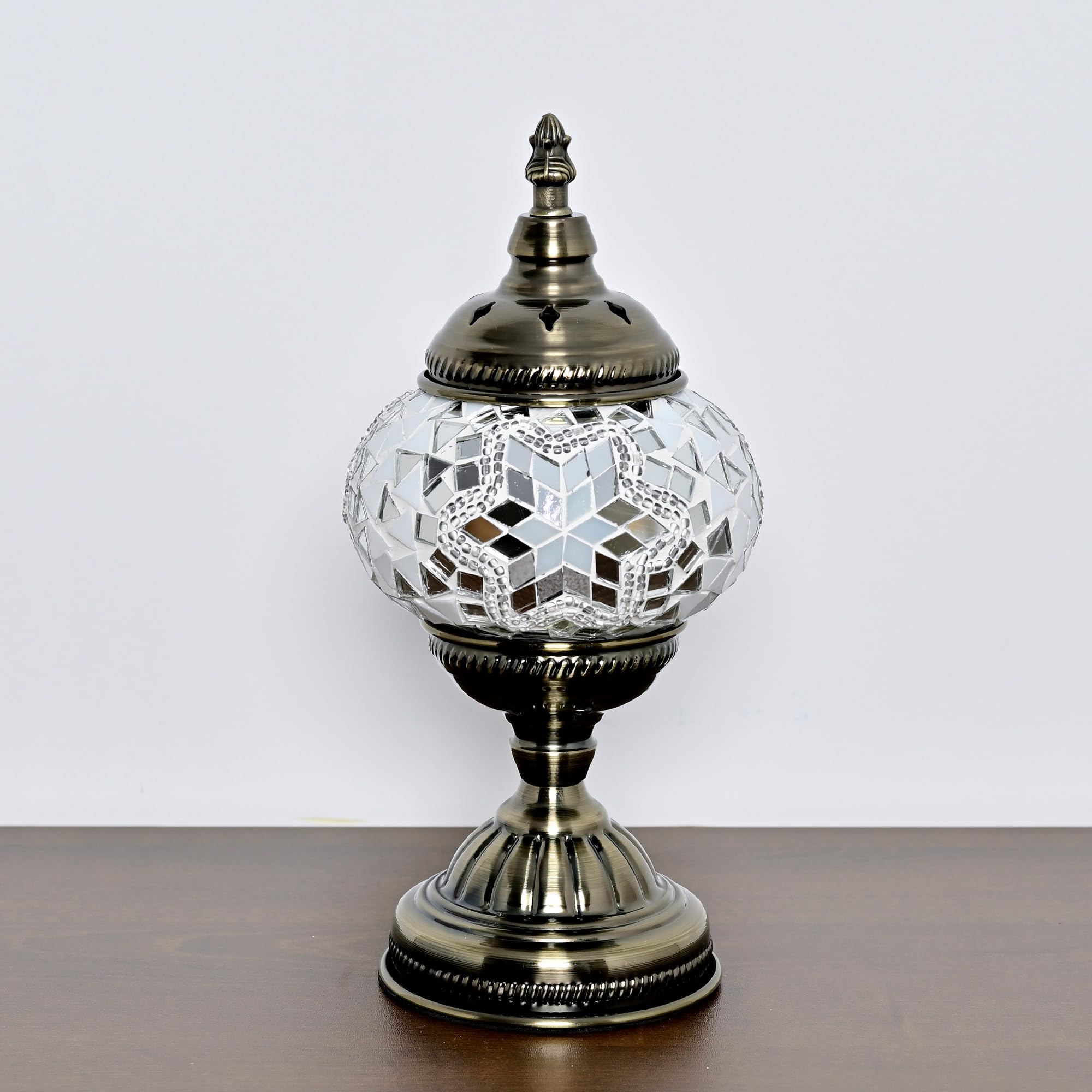 GOGERS handmade mosaic glass shade detail and texture