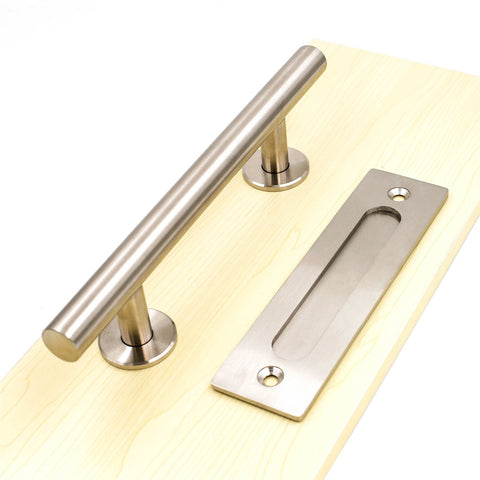Goldenwarm square-back pull with 8-3/4 inch mounting for secure installation.