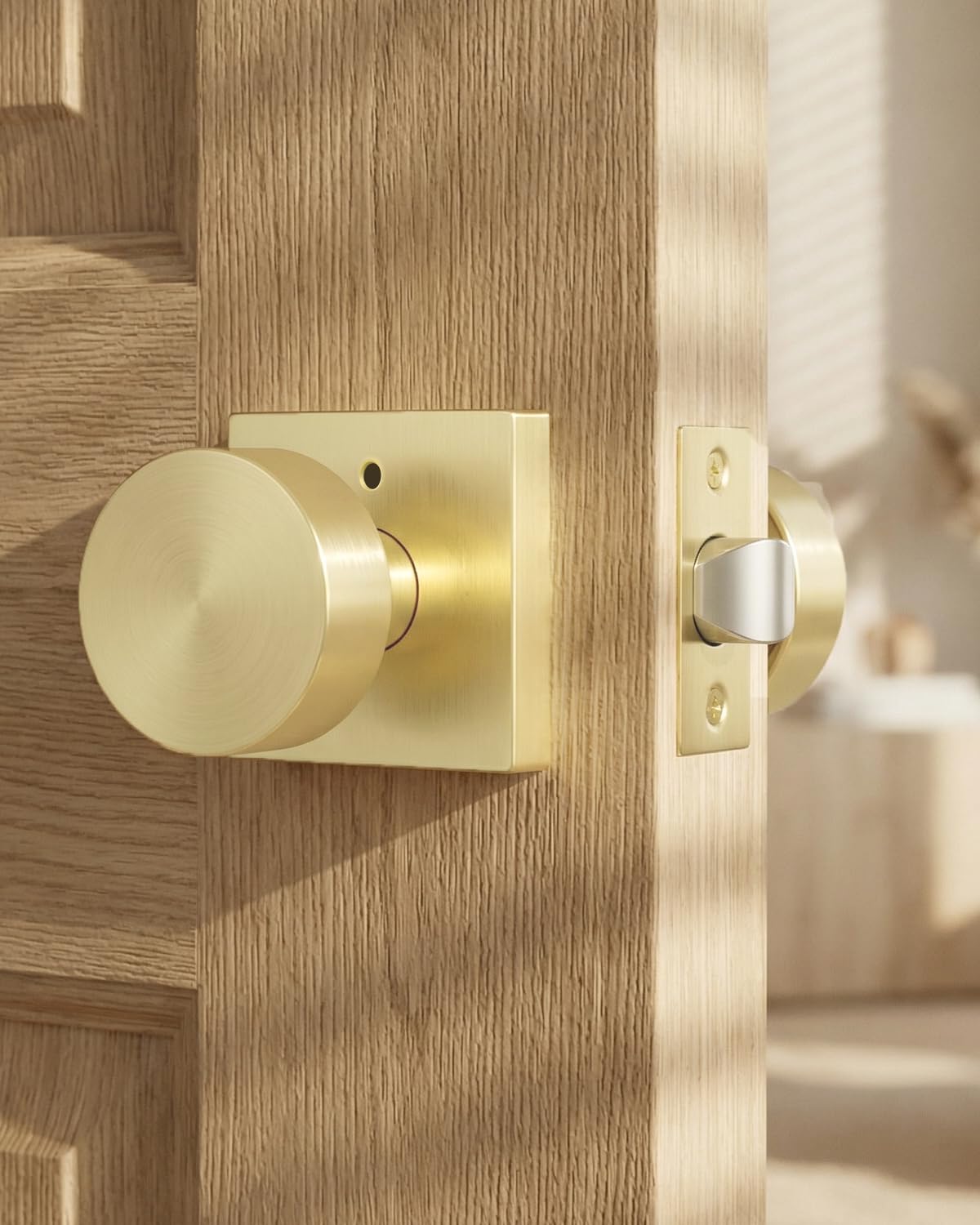 Goldenwarm hardware detail with brushed finish, durable zinc alloy.