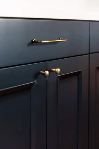 Goo-Ki cabinet pull with easy installation helps upgrade furniture quickly.