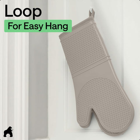 GORILLA GRIP Almond mitt helps keep hands dry during high-heat cooking tasks.