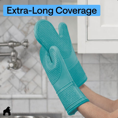 GORILLA GRIP kitchen potholders set complements the mitts for safe transfers.