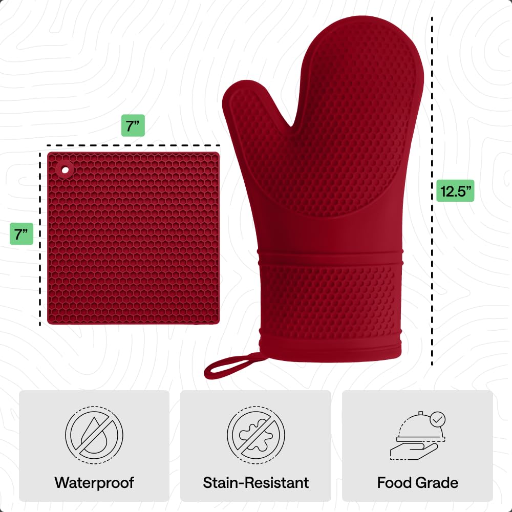 GORILLA GRIP mitts feature thick cotton lining for comfort while cooking