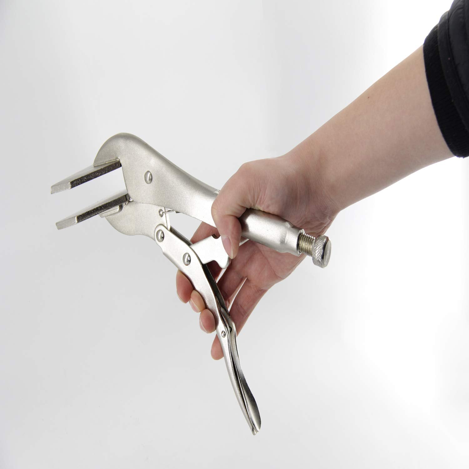 GOSWIFT trigger release design enables quick, effortless unlocking.