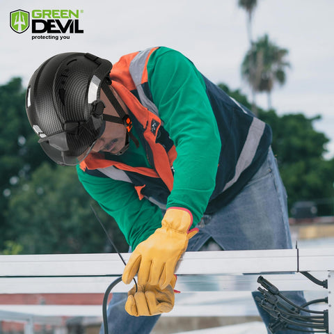 GREEN DEVIL quick-adjust headgear allows fast, secure fit.