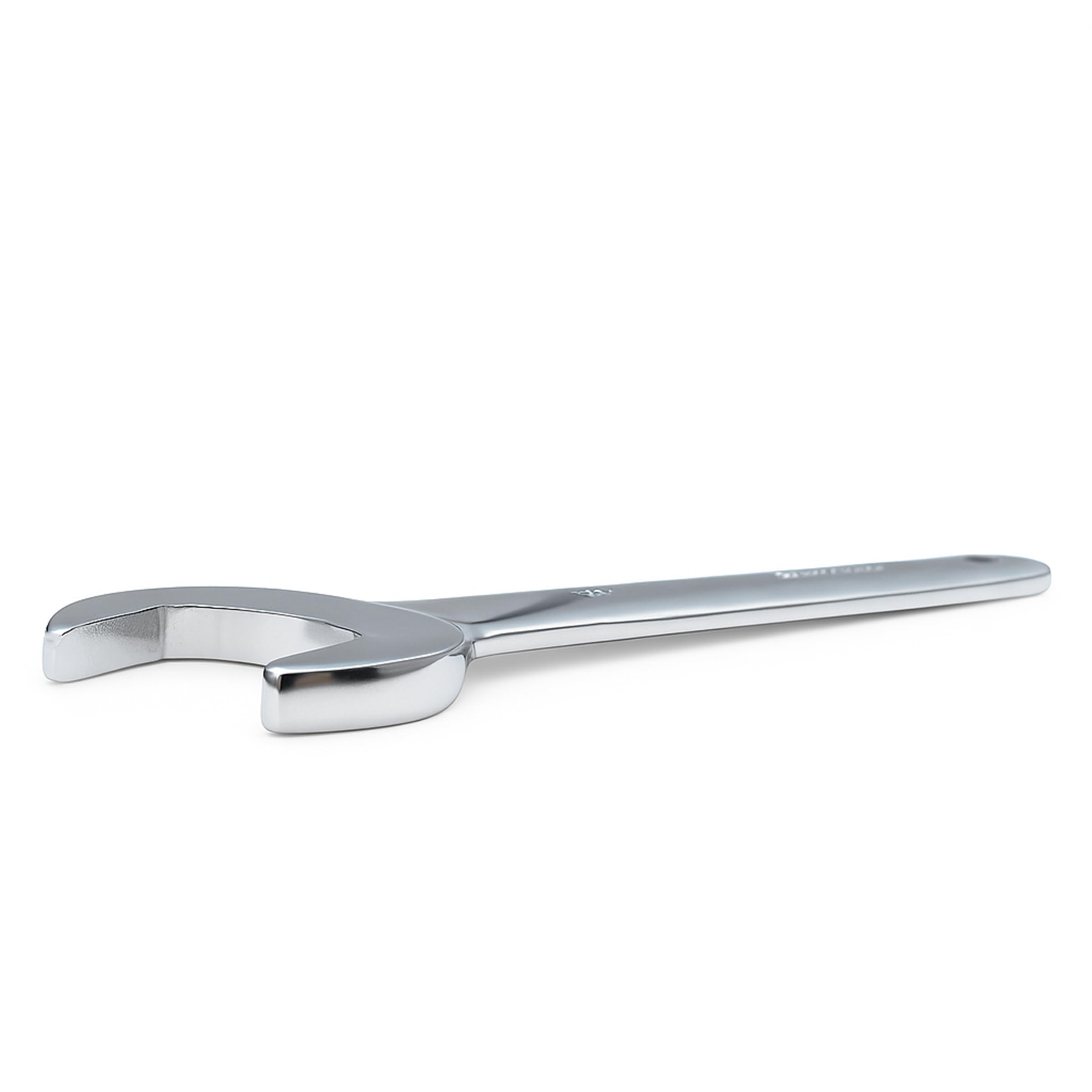Grip 90182 mirror-polished chrome finish on wrenches for corrosion resistance.