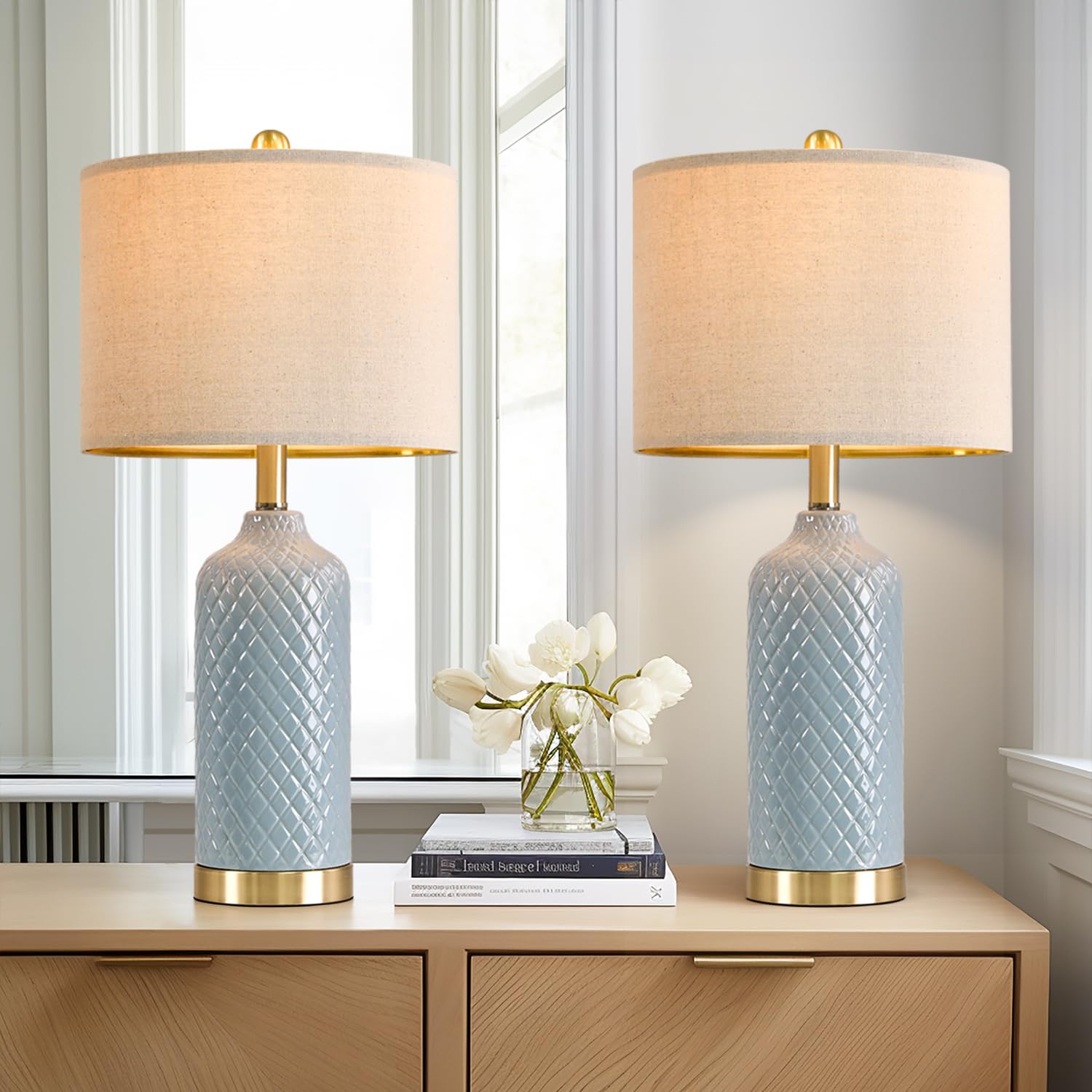 G-SAFAVA blue ceramic table lamp base for a modern living room ambiance.