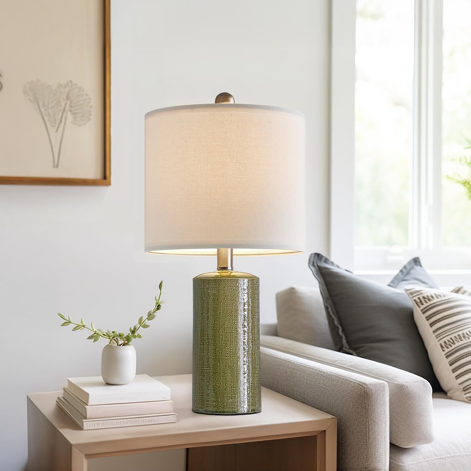 G-SAFAVA bedroom side table lamp complements green decor and calm atmosphere