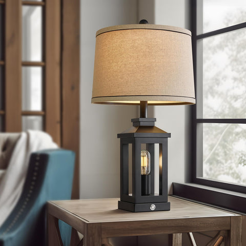 G-SAFAVA USB-C port enables fast charging from the lamp, even when powered off.