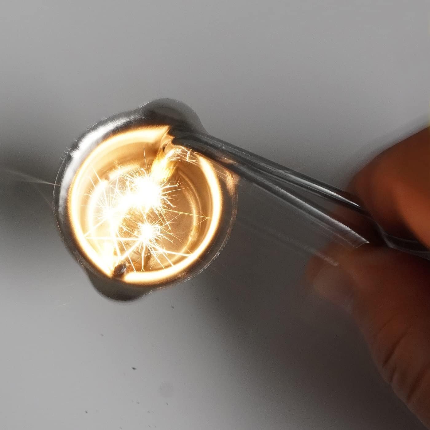 Gutimore torch tip cleaner maintains torch flame