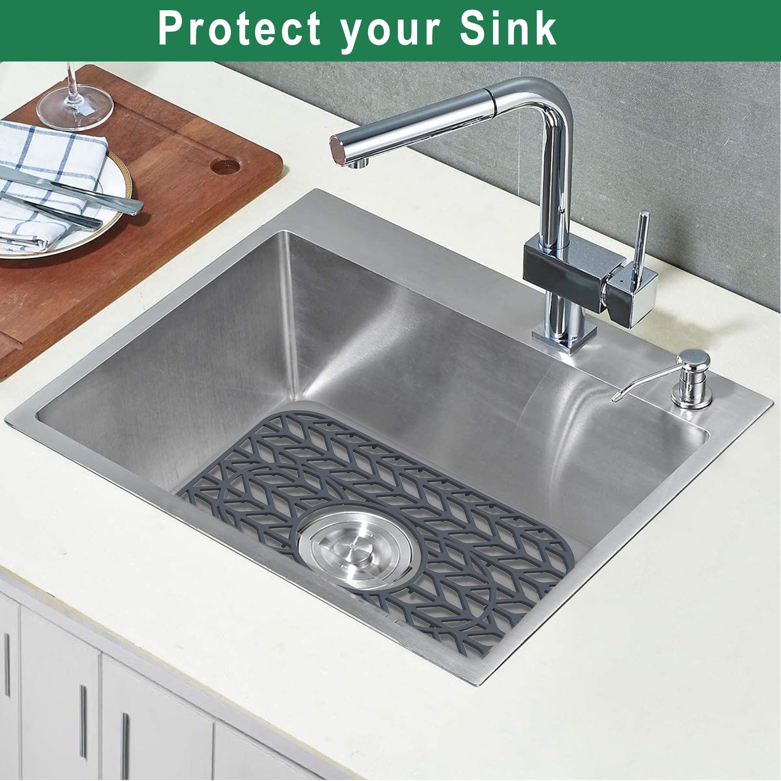 GUUKIN heat-resistant mat tolerates pots up to 500F.