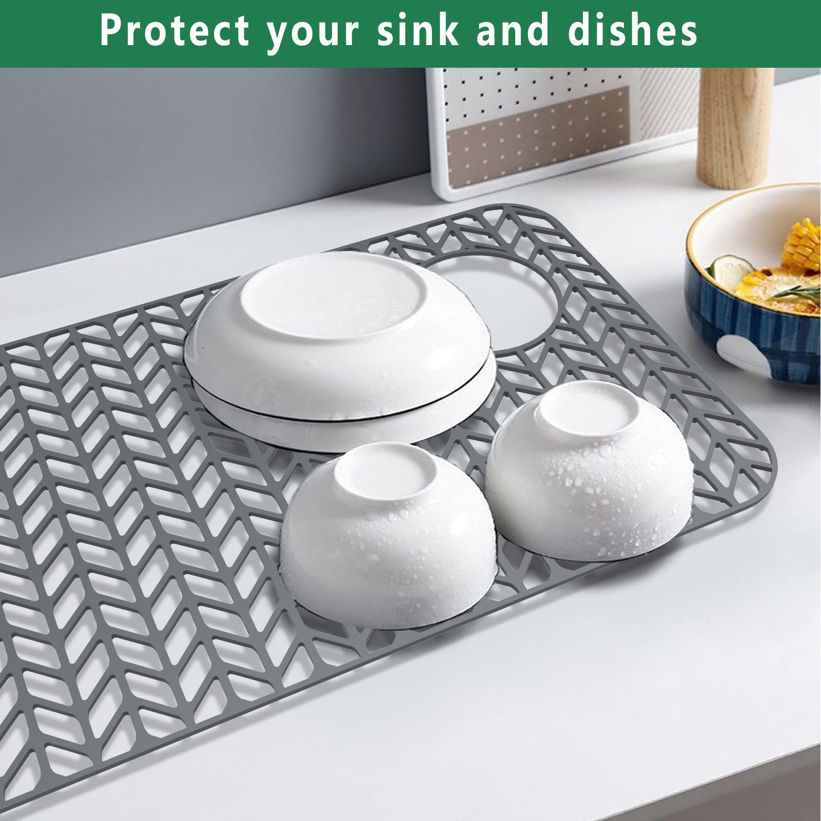 GUUKIN bottom-grid stabilizes items and reduces clatter on the sink surface.