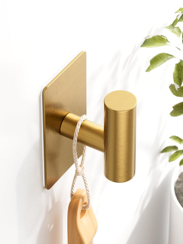 GWAAZXGZ towel hooks designed for bathrooms, kitchens, and closets.