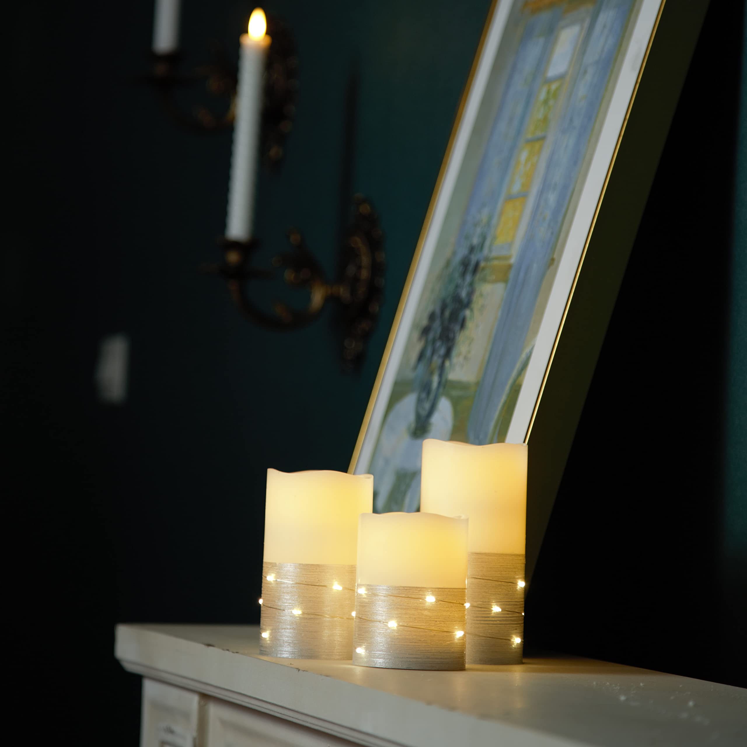 H-BLOSSOM uses 2 AA batteries for long-lasting glow
