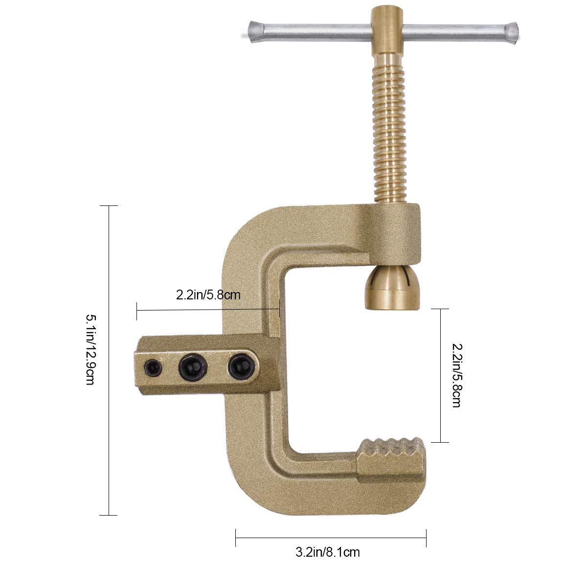 H HZXVOGEN clamp in use demonstrates secure grounding during welding tasks.