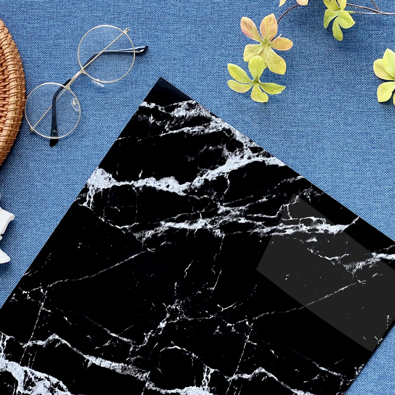 Haimin flat-surface panel adheres to cabinets and doors
