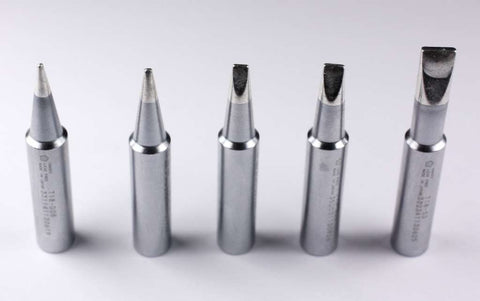 Hakko T18-D08 tip close-up for precise small joints.