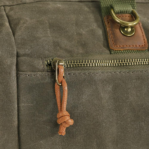 Hamks versatile tool bag suits mechanics, electricians, and DIY enthusiasts.