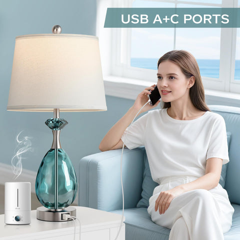 Hamucd lamp with USB A+C ports for convenient device charging