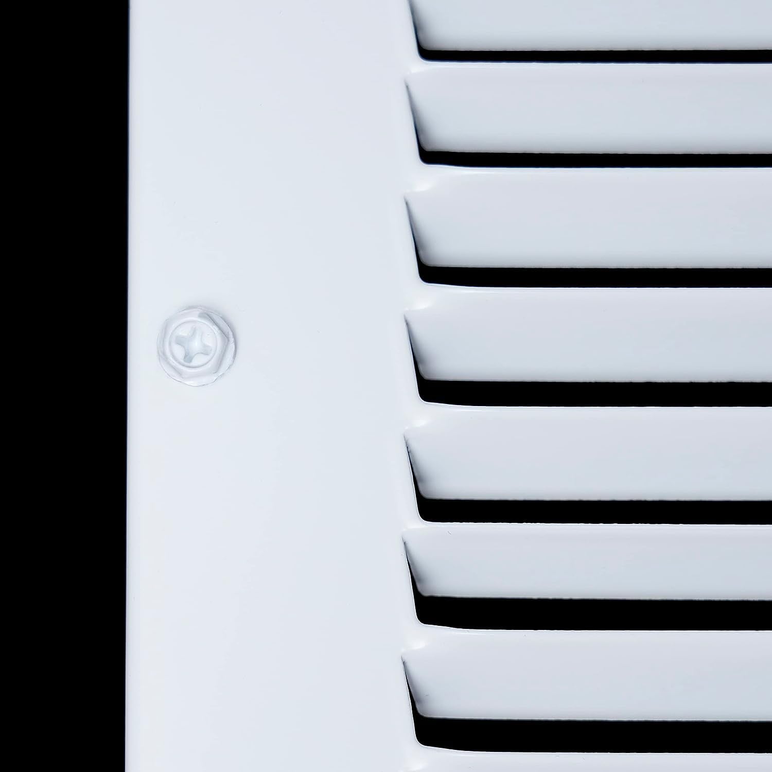 Handua baseboard grille smooth surface for simple cleaning.