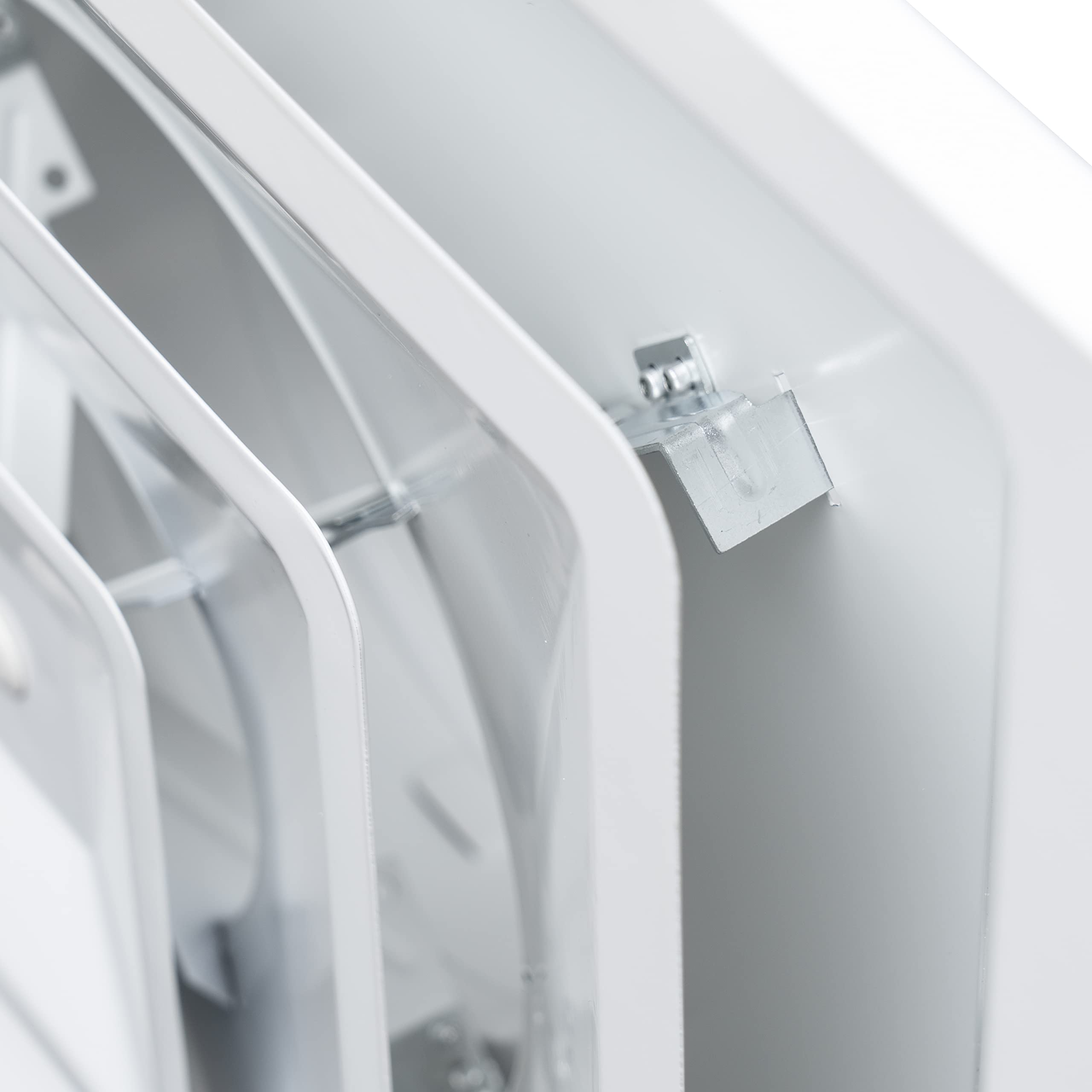 Durable Handua steel construction with powder-coated white finish