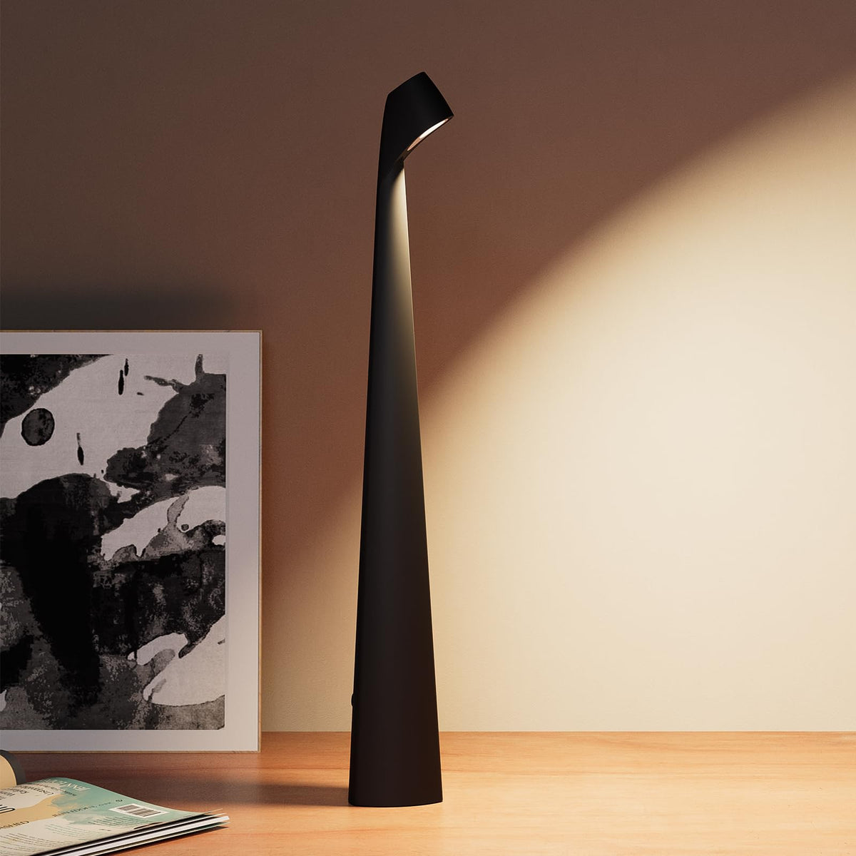 HAPYGI portable LED desk lamp with USB charging for cordless convenience.