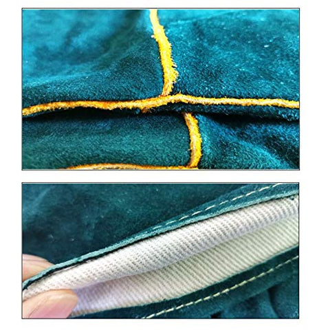 Haulonda reptile handling gloves shield against bites during care.