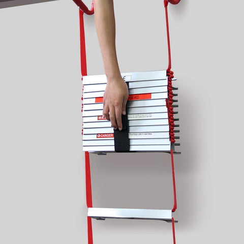 Hausse window hooks secure attachment demonstrates reliable window escape