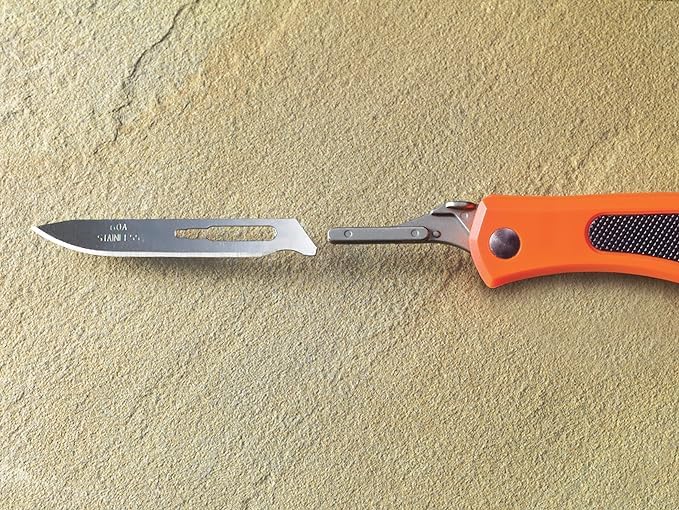 Havalon Piranta #60XT 100-pack blades for durable field dressing options.
