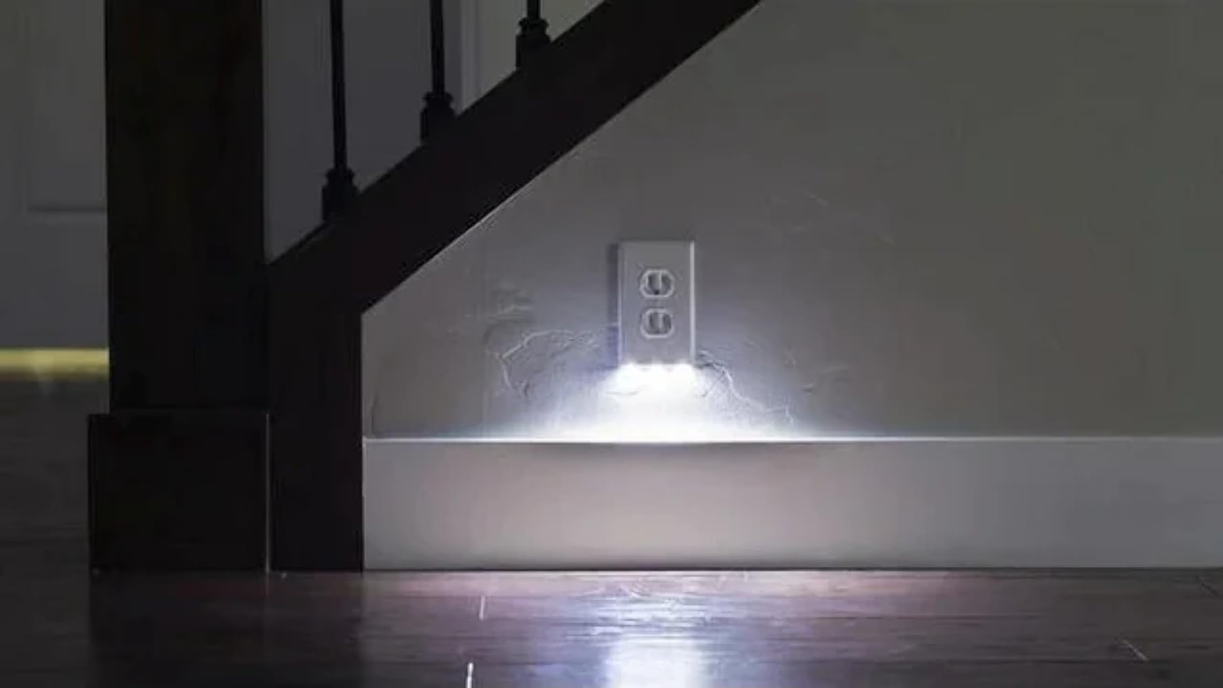 Hello Light soft-ambient LED lighting provides safe navigation in dark rooms.
