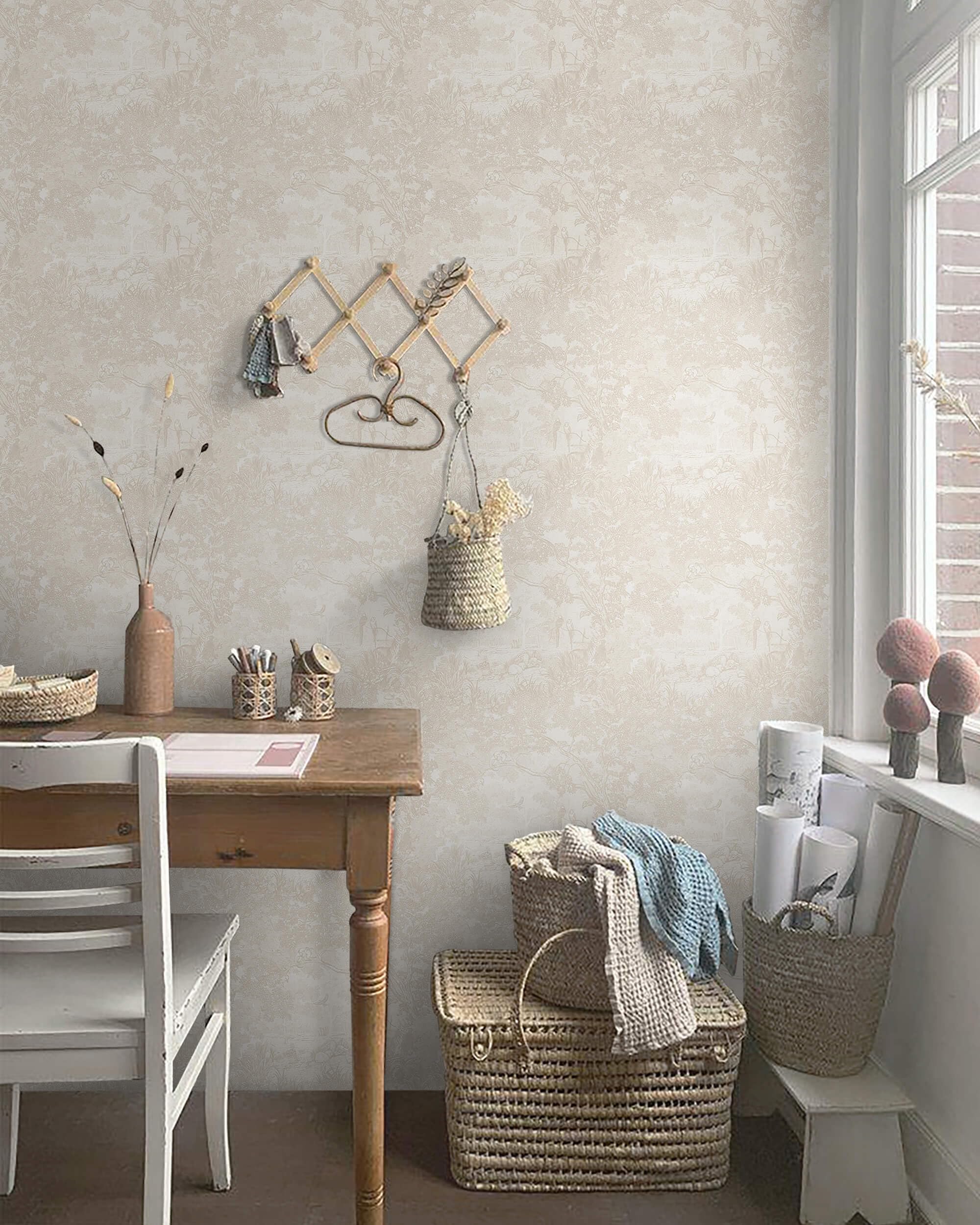 Heroad pattern aligns without gaps for seamless DIY projects.