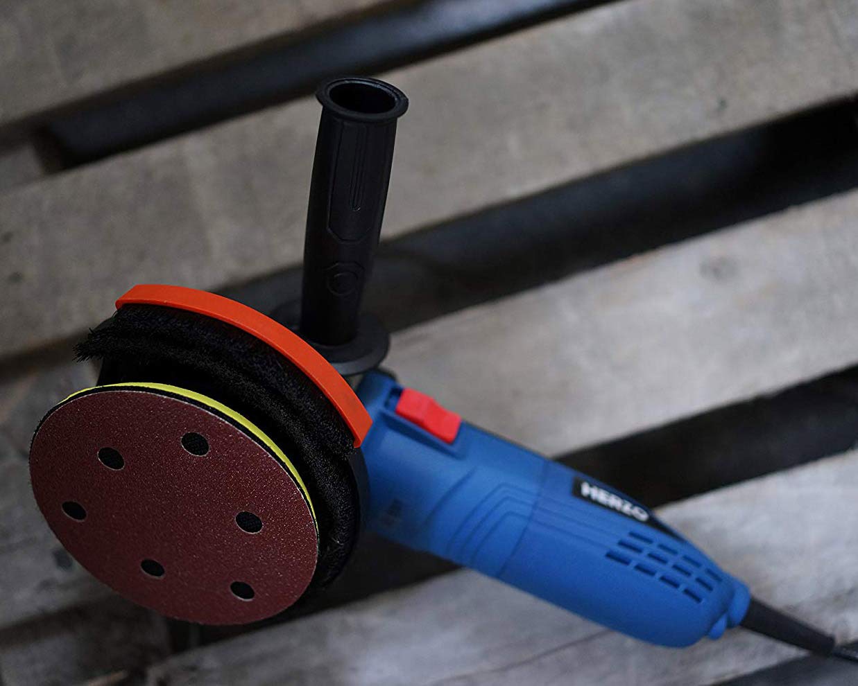 HERZO dust shroud supports surface grinding dust collection across applications.