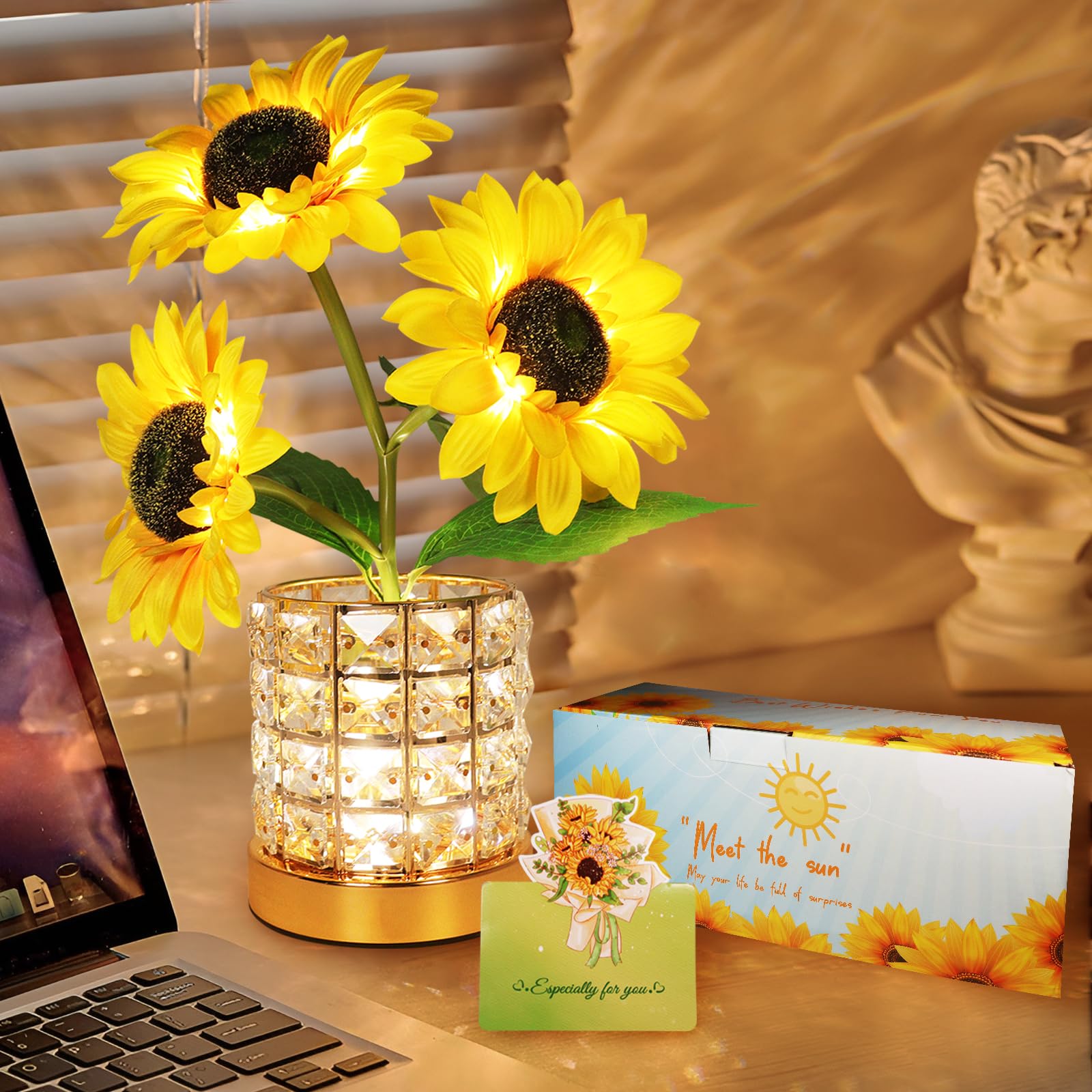 HESUSLA Sunflowers flower lamp on table emits warm, cozy glow.