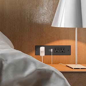 HEZI under-cabinet installation keeps cables tidy.