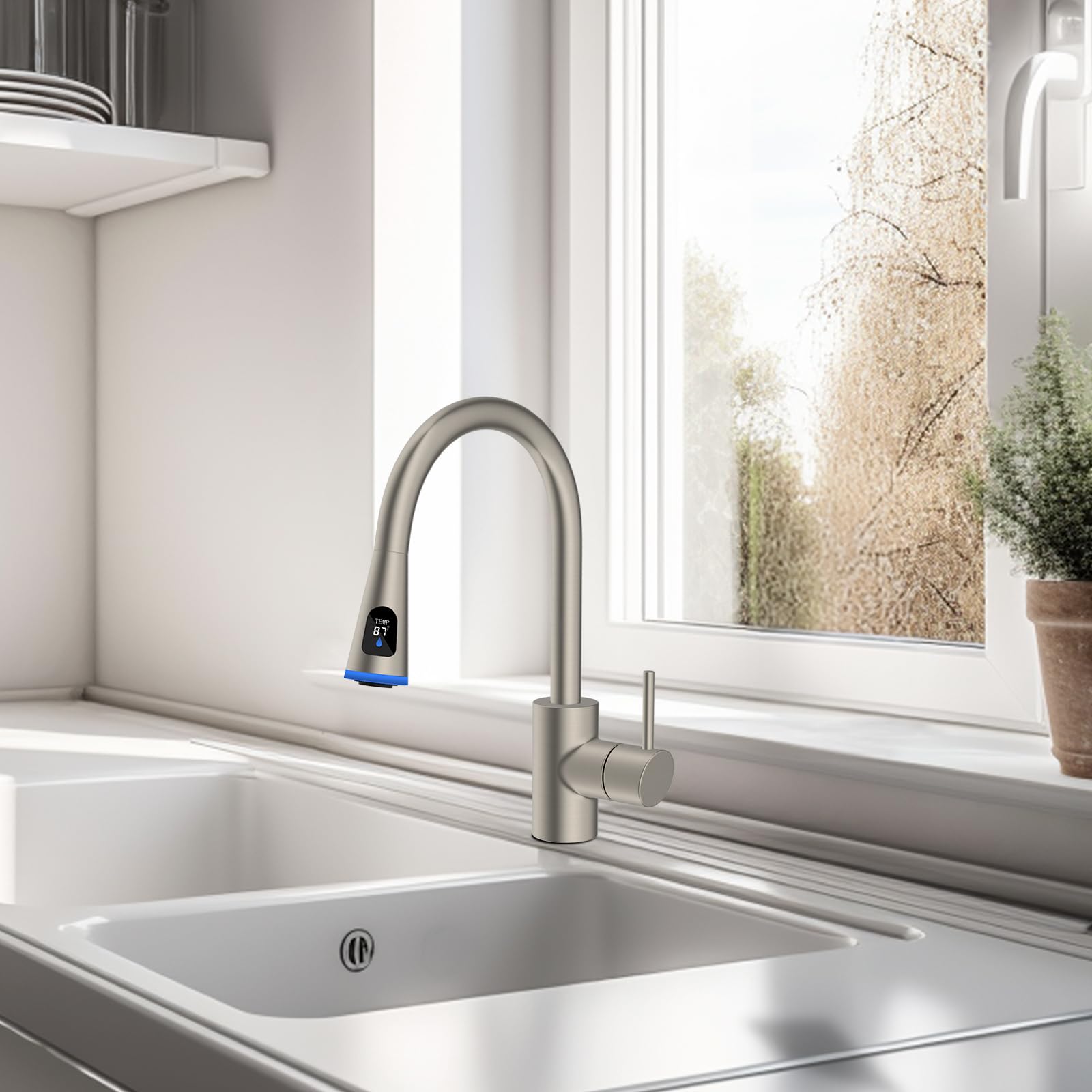 Hibbent high-pressure rinse mode tackles stubborn grime on pots and pans.