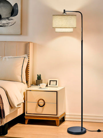 Hikczc foot switch allows hands-free color temperature changes.