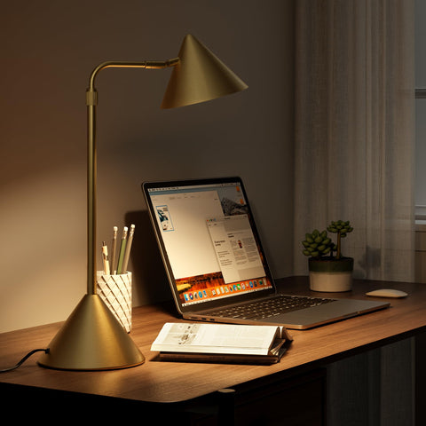 HISEEGO gold lamp close up on sturdy metal base and finish