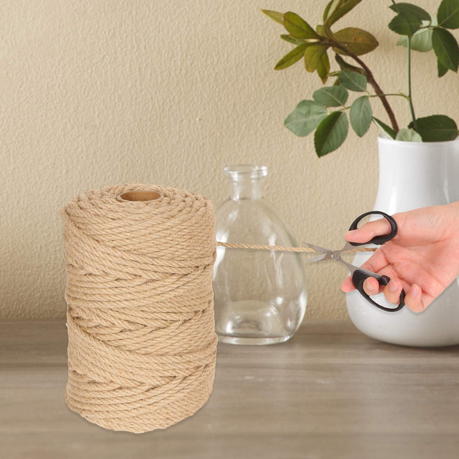 HNBun eco-friendly twine, biodegradable for outdoor decorations and projects.