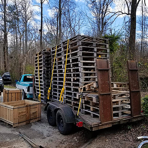 HNBun secure cargo on flatbed with reliable ties