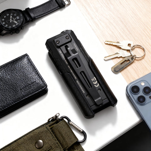 HoldMyGear note: flashlight not included with holster.