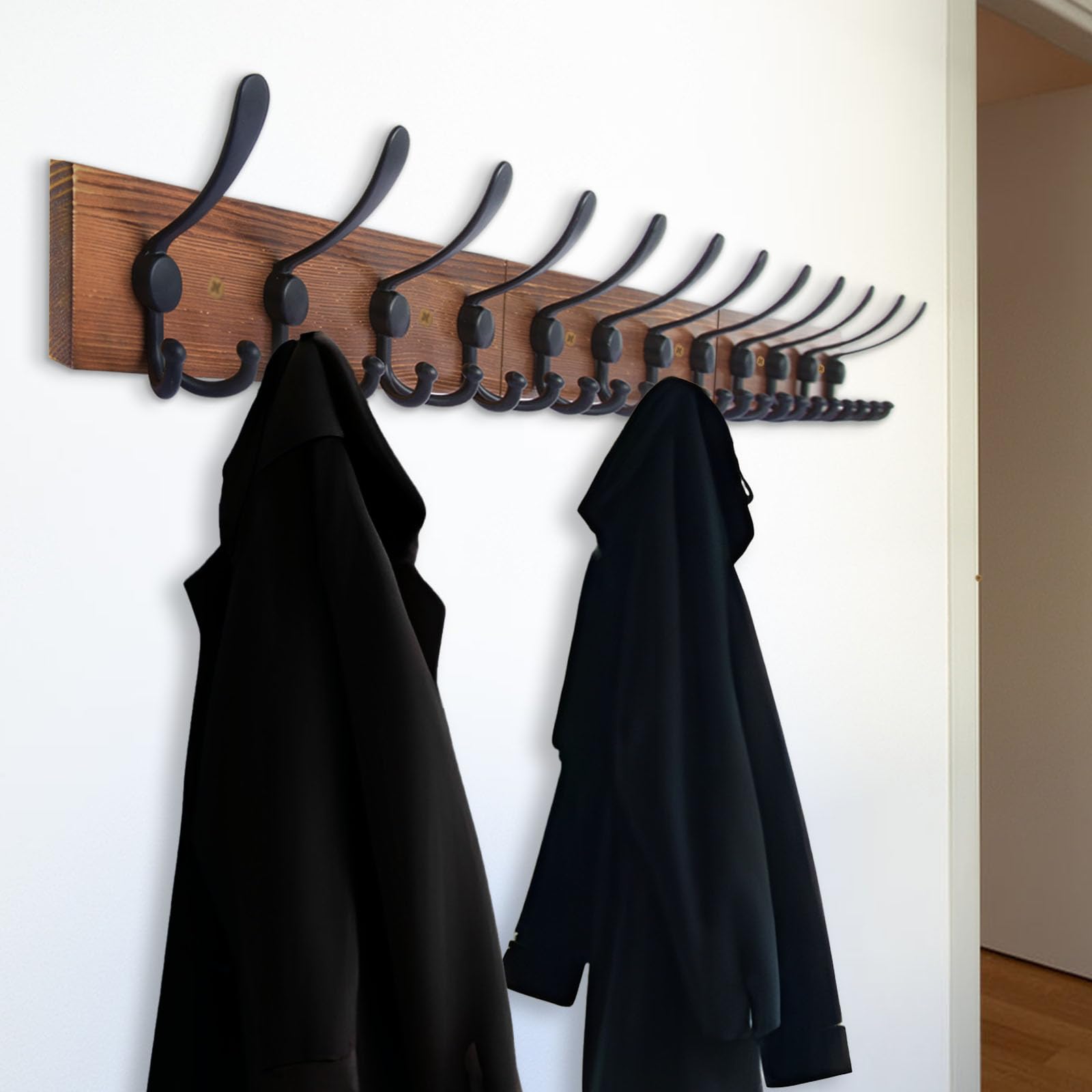 Homagic 12-hook arrangement accommodates coats, scarves, hats, and backpacks