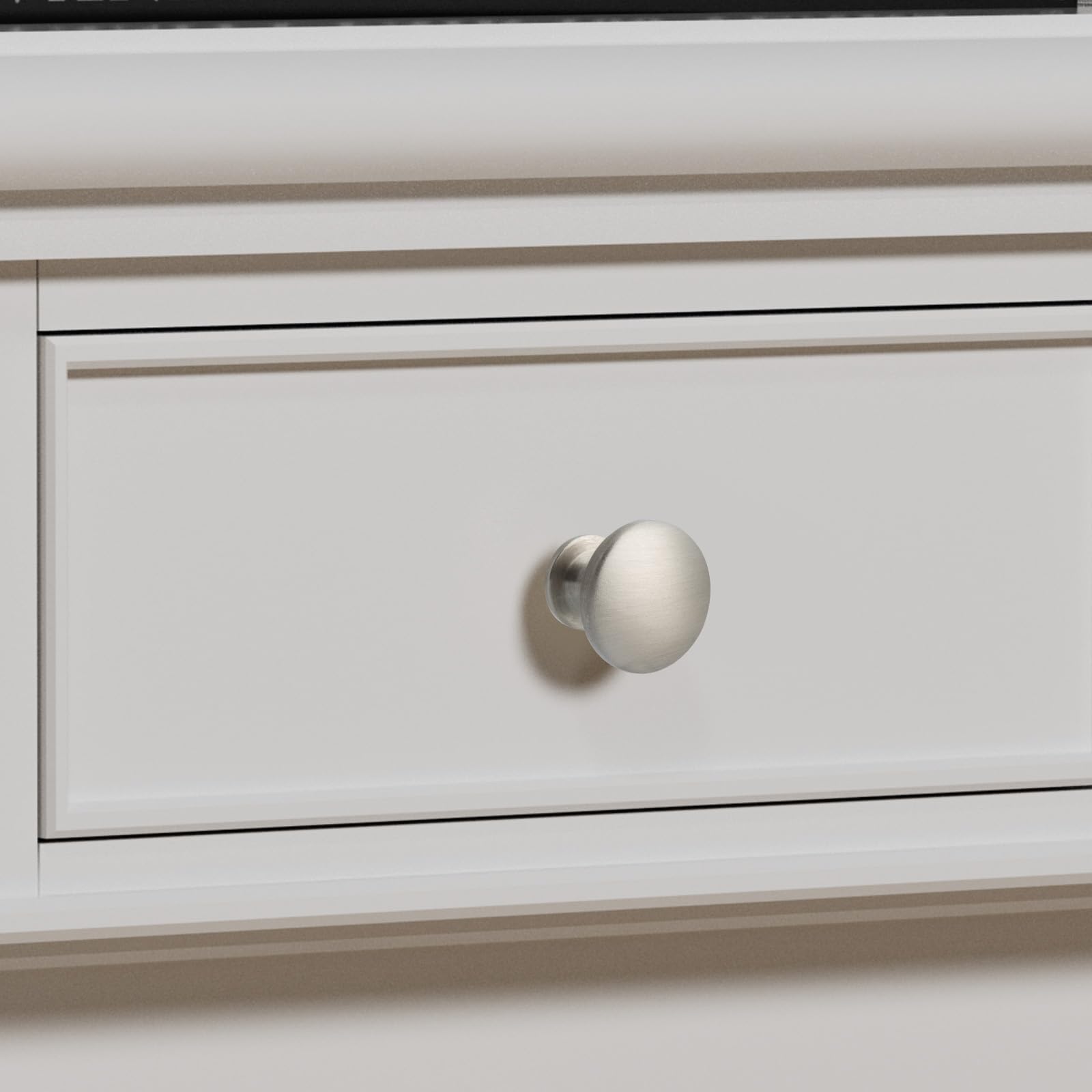 Homdiy includes 1 inch screws for quick, secure fitting.