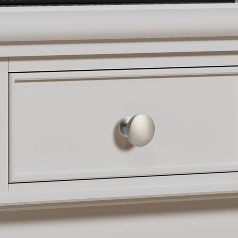 Homdiy includes 1 inch screws for quick, secure fitting.