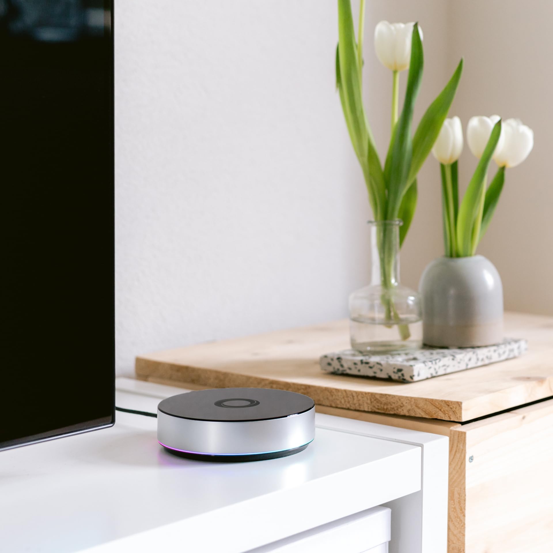 Alexa and Google Assistant integration for hands-free control