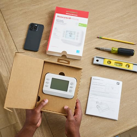 Honeywell Home X2S conventional and heat pump compatibility image demonstrates flexible installation options.