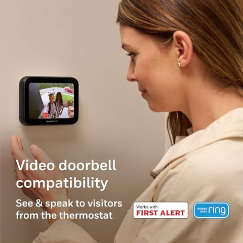 Honeywell Home X8S doorbell view lets you speak to visitors from the thermostat
