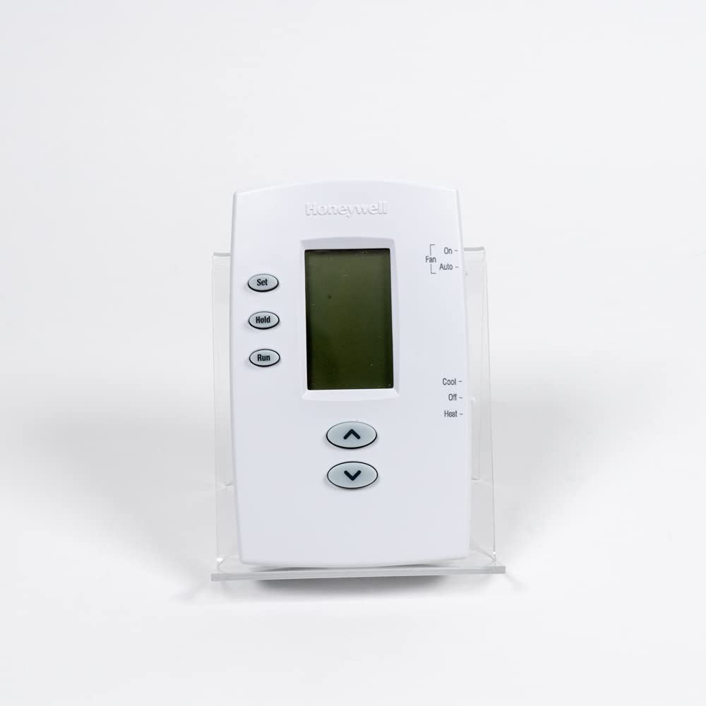 Display showing ambient temperature on Honeywell TH2110DV1008 PRO 2000 thermostat